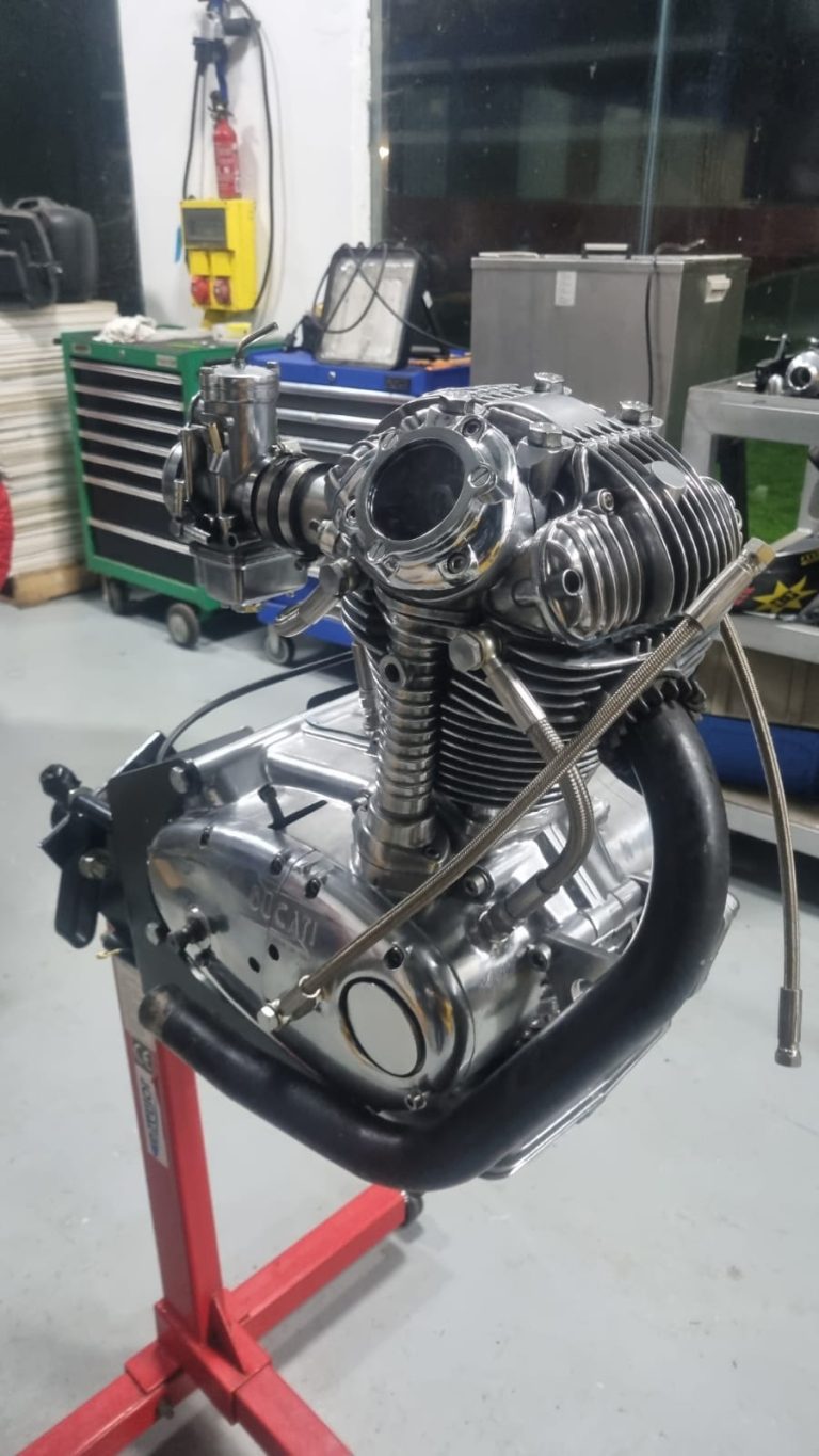 Motor-Ducati-Desmo-Ingenieria-Soluciona